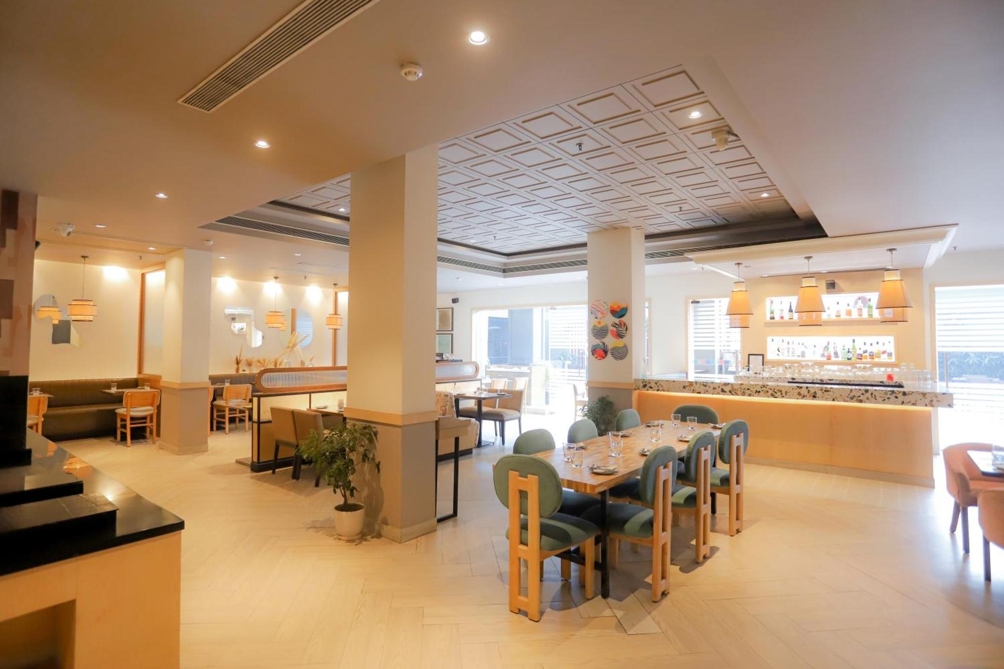 Park Inn By Radisson,South Delhi New Delhi Exteriör bild The restaurant